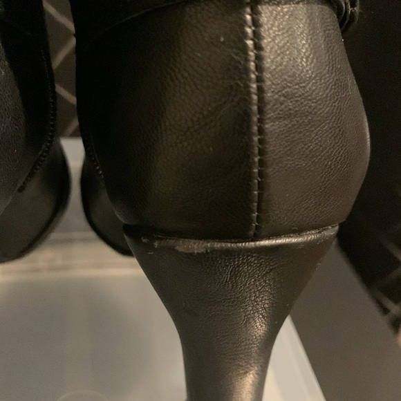 NICKELS Women’s Ankle Bootie Heels - Picture 7 of 16